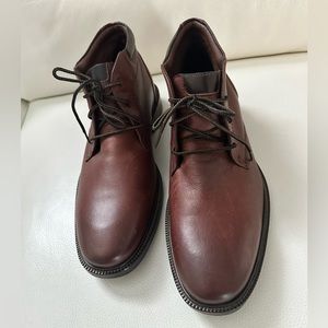 Johnson and Murphy J& M 1850 brown men leather boots size 10 1/2 brand new